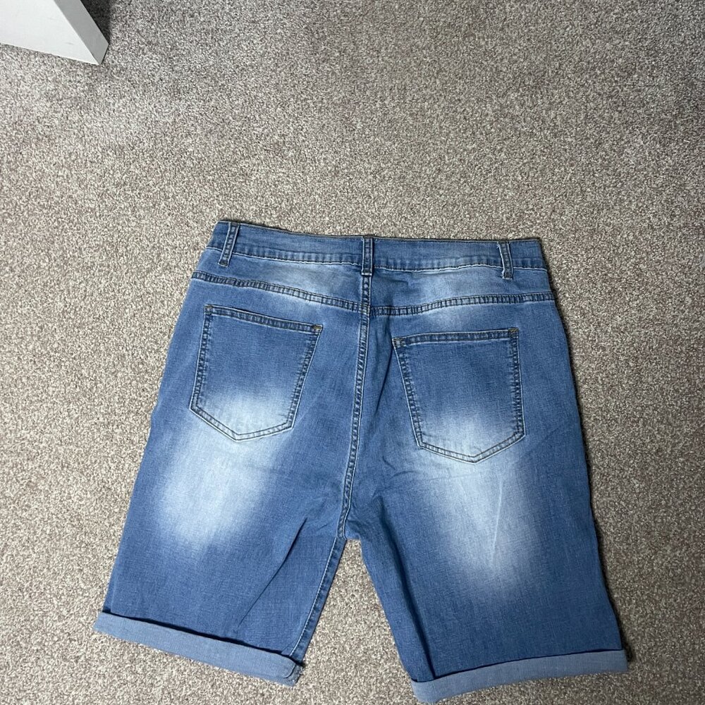 Jean Shorts - Picture 2 of 2